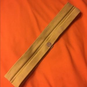 Green Lululemon headband